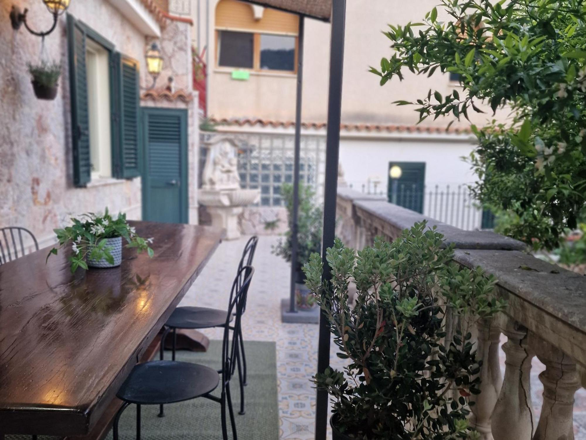 Donna Rosa - Your Home In Taormina Exterior photo